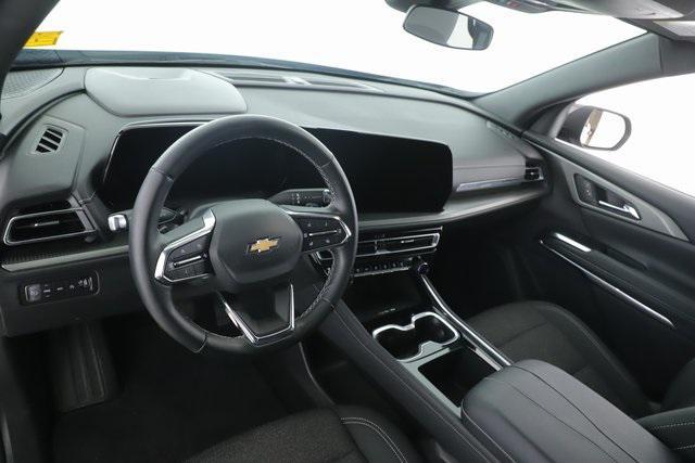 used 2025 Chevrolet Traverse car, priced at $35,977