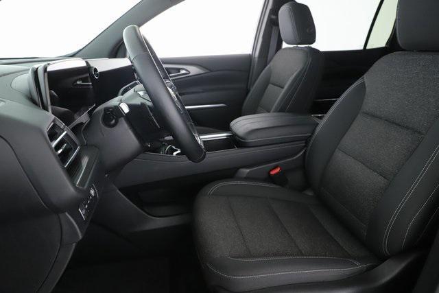 used 2025 Chevrolet Traverse car, priced at $35,977