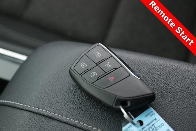 used 2025 Chevrolet Traverse car, priced at $35,977