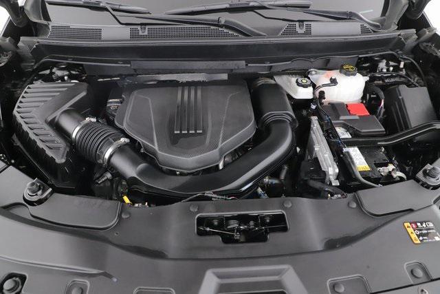 used 2025 Chevrolet Traverse car, priced at $35,977