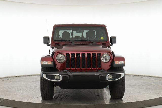 used 2021 Jeep Gladiator car, priced at $28,963