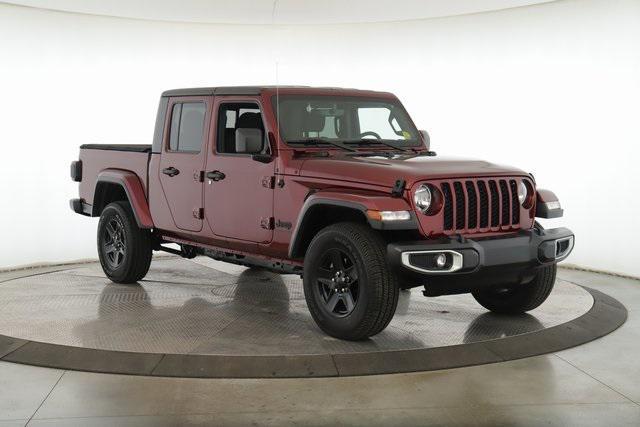 used 2021 Jeep Gladiator car, priced at $28,963