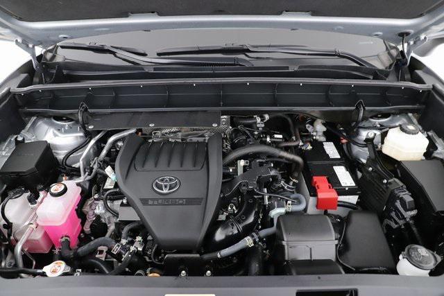 used 2024 Toyota Highlander car, priced at $39,977