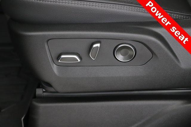 used 2025 GMC Yukon car, priced at $74,900