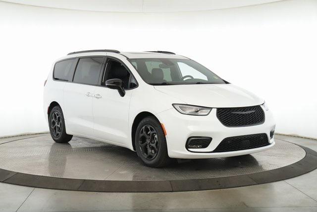 used 2024 Chrysler Pacifica Hybrid car, priced at $37,630