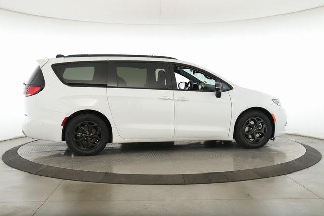 used 2024 Chrysler Pacifica Hybrid car, priced at $37,630