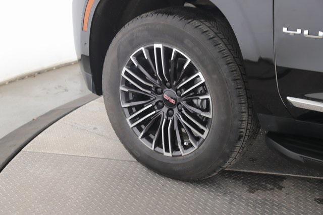 used 2025 GMC Yukon car, priced at $65,900