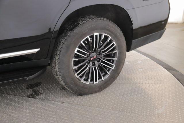 used 2025 GMC Yukon car, priced at $65,900