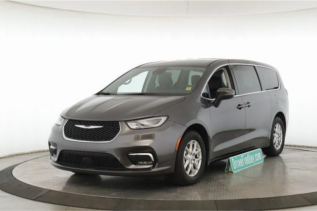 used 2023 Chrysler Pacifica car, priced at $29,977