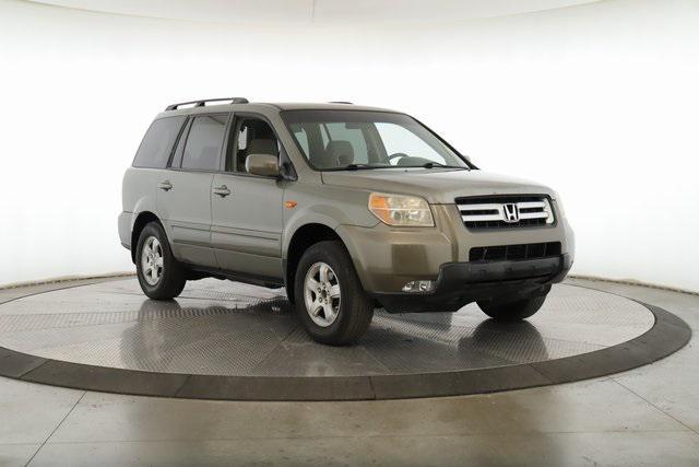 used 2007 Honda Pilot car, priced at $2,999