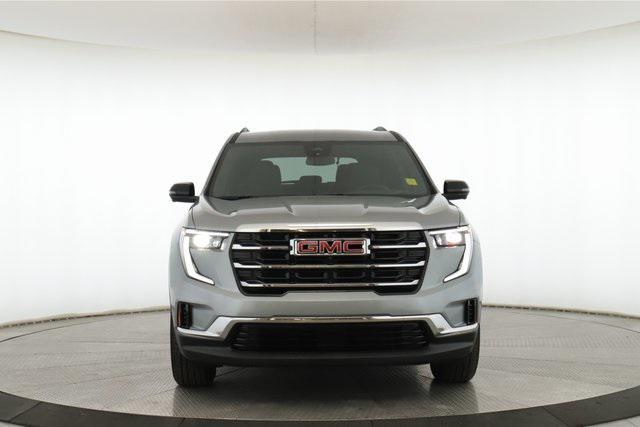 used 2025 GMC Acadia car, priced at $28,902