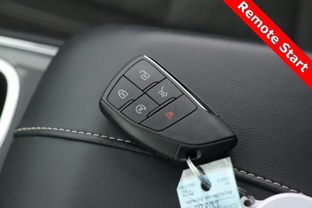 used 2025 GMC Acadia car, priced at $28,902