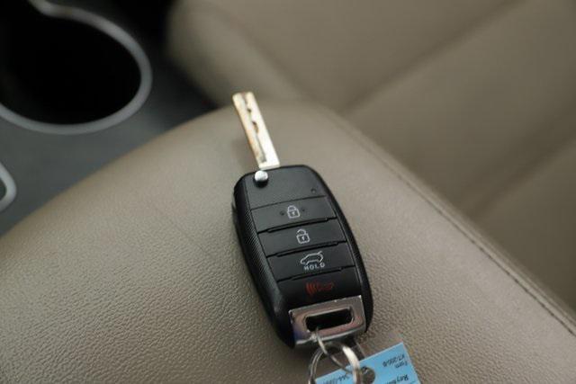 used 2016 Kia Sorento car, priced at $5,999