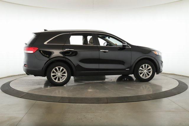 used 2016 Kia Sorento car, priced at $5,999