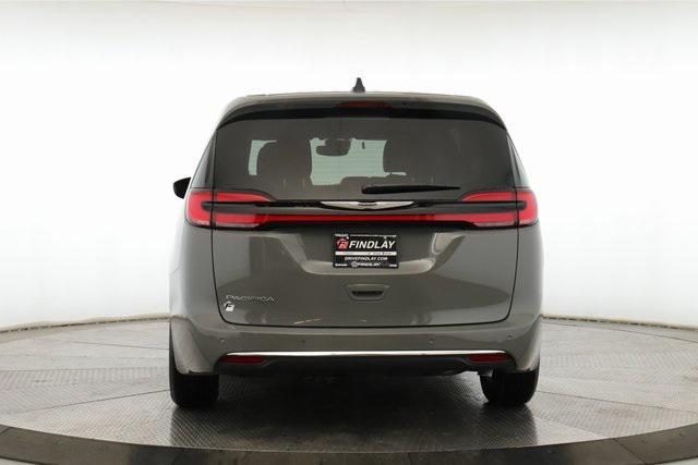 new 2025 Chrysler Pacifica car, priced at $43,142