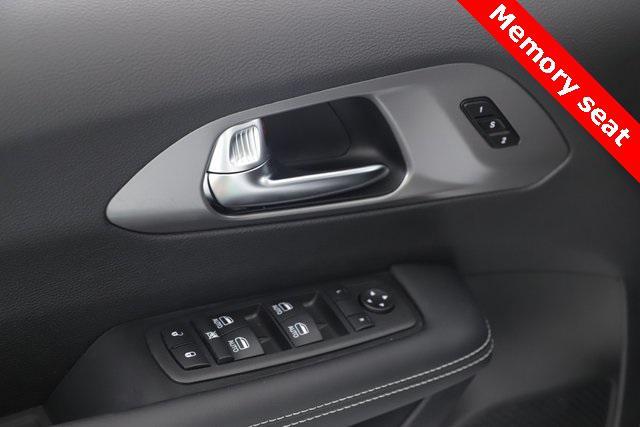 new 2025 Chrysler Pacifica car, priced at $43,142
