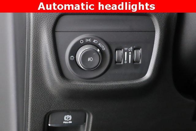 used 2022 Jeep Grand Cherokee car, priced at $28,500