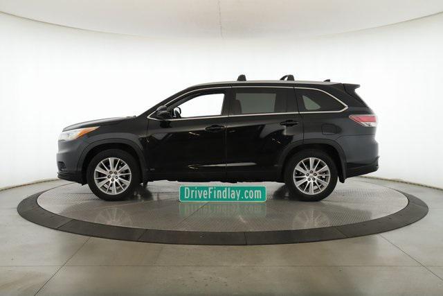 used 2014 Toyota Highlander car, priced at $9,900