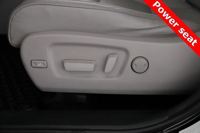 used 2014 Toyota Highlander car, priced at $9,900