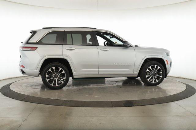 used 2022 Jeep Grand Cherokee car, priced at $37,489