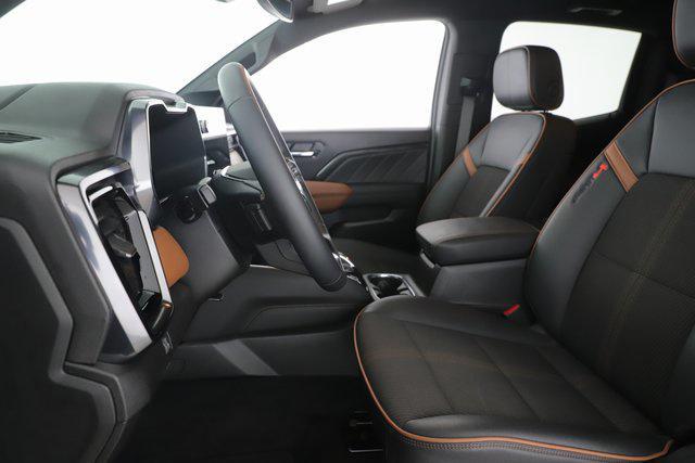 used 2025 GMC Canyon car, priced at $39,900