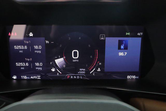 used 2025 GMC Canyon car, priced at $39,900