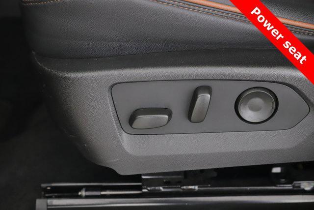 used 2025 GMC Canyon car, priced at $39,900