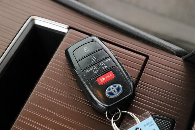used 2022 Toyota Sienna car, priced at $30,977