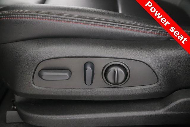 used 2023 Chevrolet Traverse car, priced at $34,977