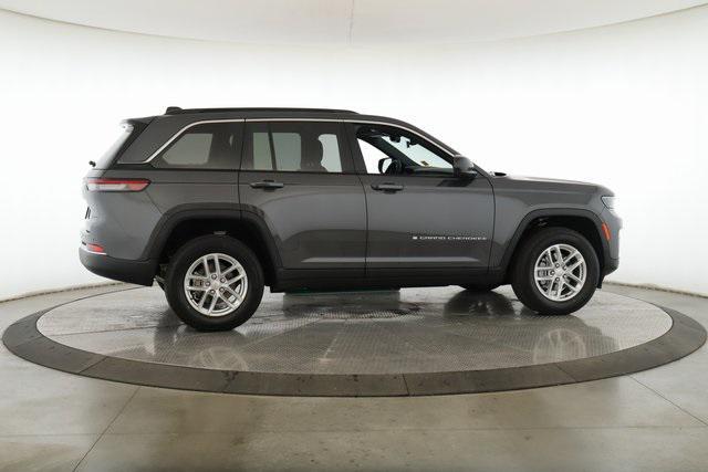 used 2025 Jeep Grand Cherokee car, priced at $37,977