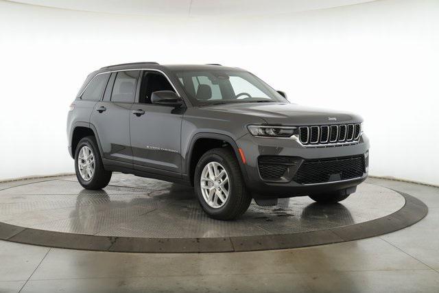 used 2025 Jeep Grand Cherokee car, priced at $37,977