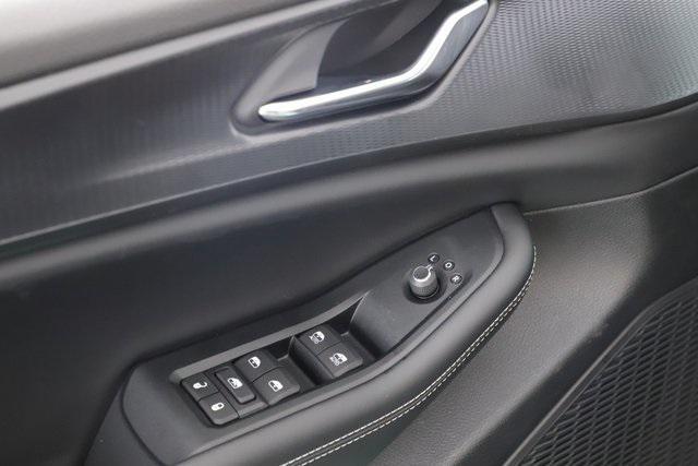 used 2024 Jeep Grand Cherokee car, priced at $33,500