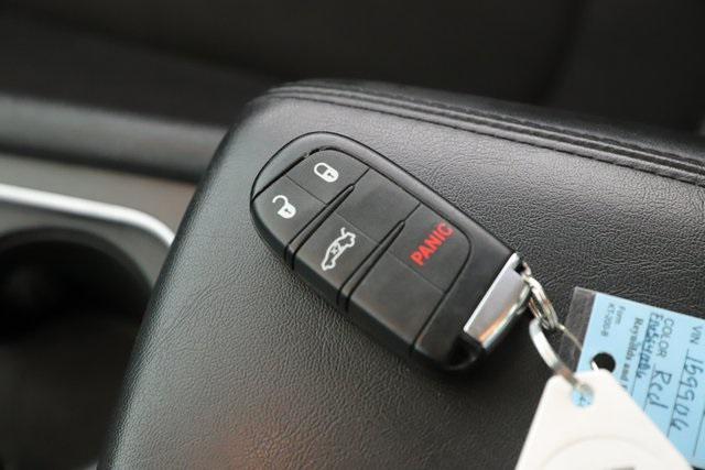 used 2015 Chrysler 200 car, priced at $5,999