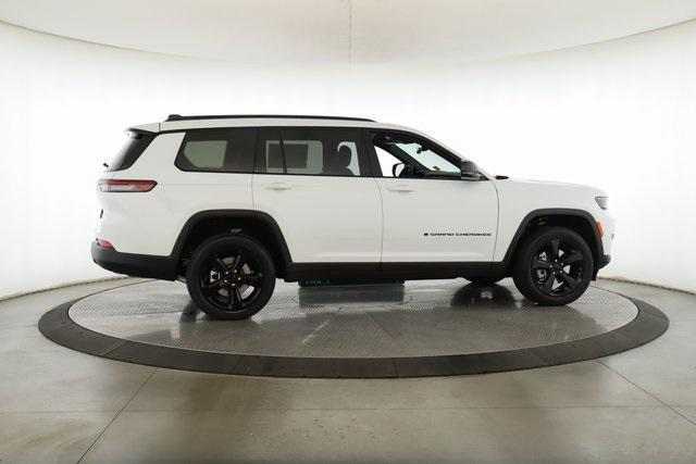 new 2025 Jeep Grand Cherokee L car, priced at $38,780