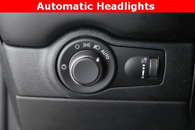 used 2025 Dodge Durango car, priced at $29,977