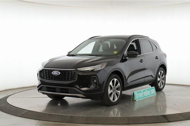 used 2024 Ford Escape car, priced at $29,994