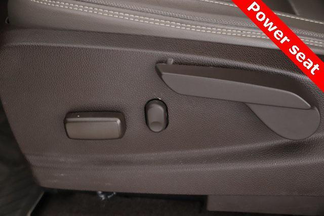 used 2022 GMC Canyon car, priced at $25,900