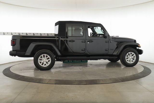 used 2023 Jeep Gladiator car, priced at $31,500