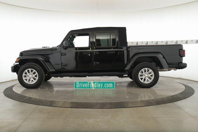 used 2023 Jeep Gladiator car, priced at $31,500