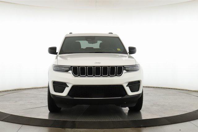 used 2024 Jeep Grand Cherokee car, priced at $27,900