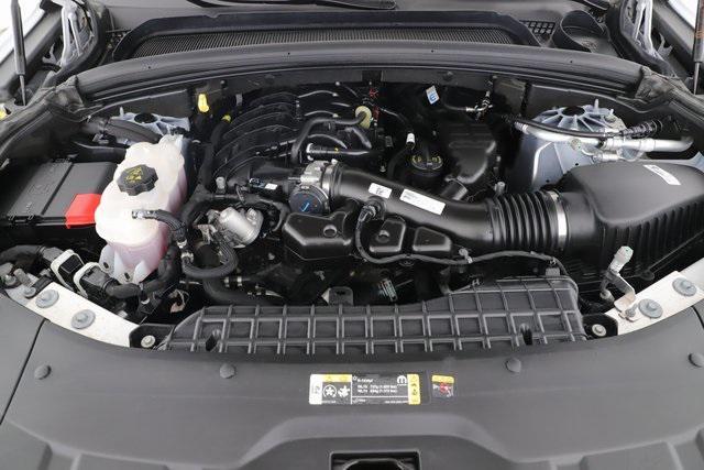 used 2024 Jeep Grand Cherokee car, priced at $27,900