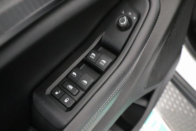 used 2024 Jeep Grand Cherokee car, priced at $27,900