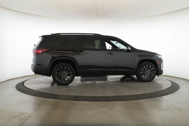 used 2022 Chevrolet Traverse car, priced at $29,900