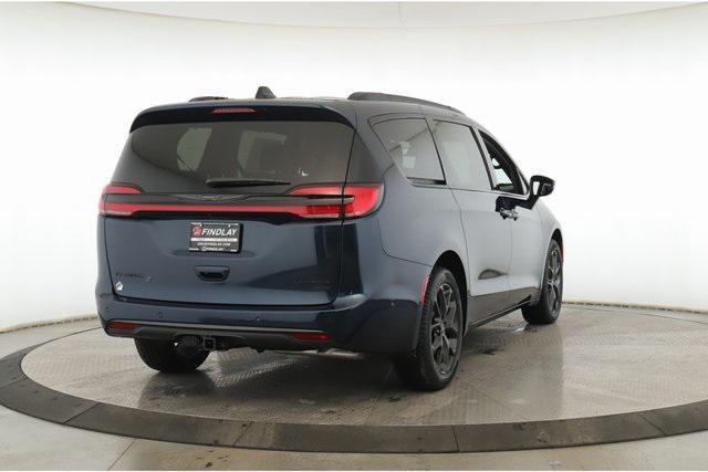 new 2025 Chrysler Pacifica car, priced at $53,205