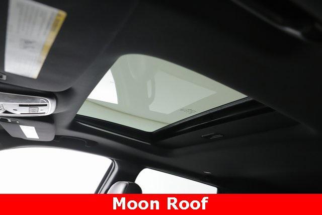 used 2016 Jeep Grand Cherokee car, priced at $18,735