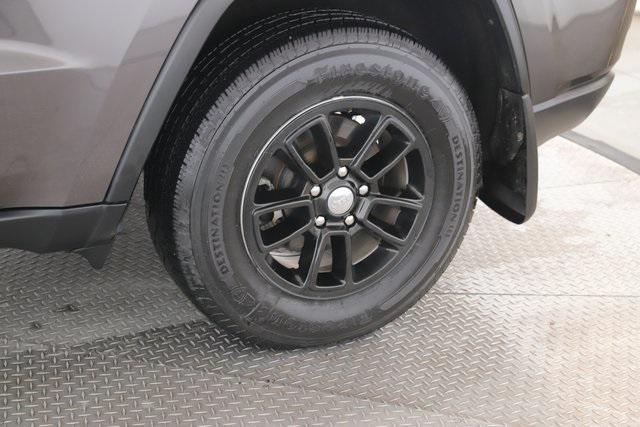 used 2020 Jeep Grand Cherokee car, priced at $19,979