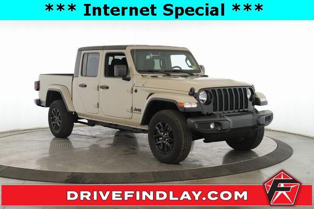 used 2022 Jeep Gladiator car, priced at $30,999