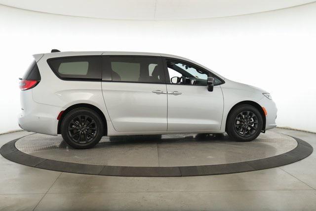 used 2024 Chrysler Pacifica Hybrid car, priced at $35,983