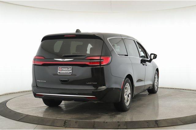 used 2024 Chrysler Pacifica car, priced at $39,998