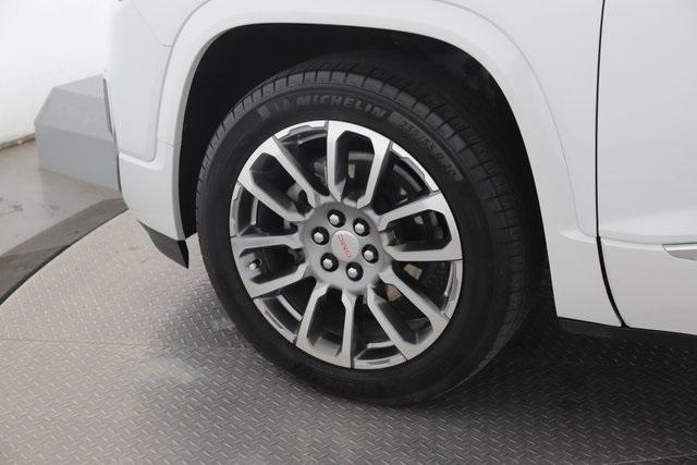 used 2023 GMC Acadia car, priced at $31,900